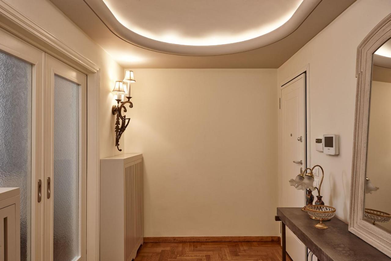 Kolonaki Square Elegant Apartment Атина Екстериор снимка